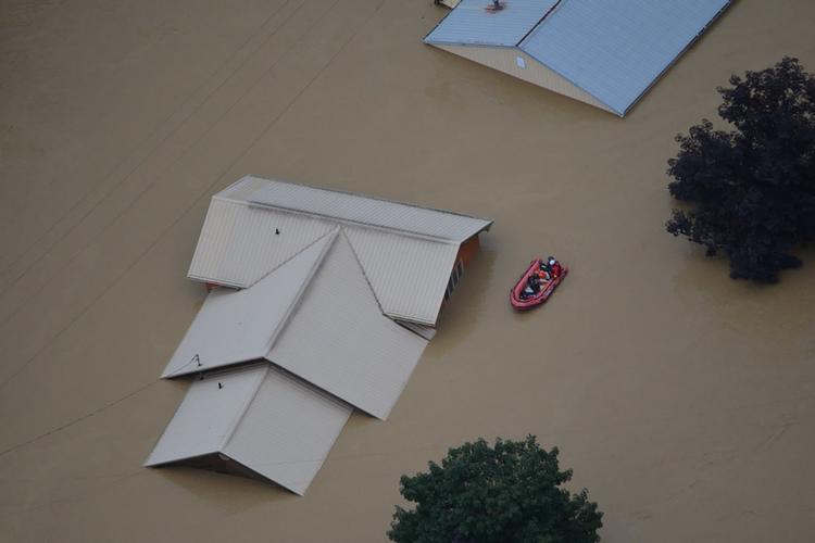 Klimaforandringer forventes at øge USA's udgifter i forbindelse med oversvømmelser med 26 procent inden 2050. Her er det oversvømmelser i Kentucky i 2022.  Foto: Us Army National Guard/Ritzau Scanpix
