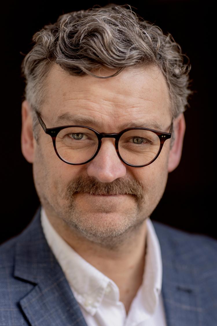 Højskoleforstander Rasmus Willig, der er medlem af Det Etiske Råd, afløser Pernille Skipper som ny formand for andelsselskabet Coop Amba.   Foto: Mads Nissen
