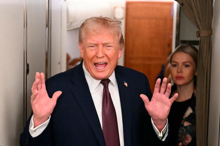 Natten til mandag USA's præsident, Donald Trump, igen med en række påstande om Grønland. Ritzau har bedt to eksperter om at lave et faktatjek. Foto: Andrew Caballero-reynolds/Ritzau Scanpix