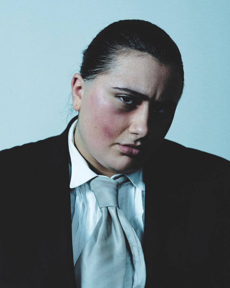 Hvis rygterne taler sandt, skal man holde øje med Zere Celik. Hun bliver færdiguddannet skuespiller til sommer. Foto: Jasko Bobar