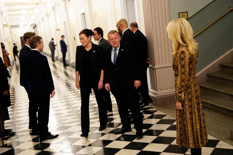Denmark's foreign minister, Lars Løkke Rasmussen (M), and Greenland's minister for foreign affairs, Vivian Motzfeldt, meet with U.S. Vice President J.D. Vance and Secretary of State Marco Rubio at the White House in Washington D.C., USA, on Wednesday, January 14, 2026. The meeting takes place after U.S. President Donald Trump repeatedly expressed that the United States wants "ownership" of Greenland. Foto: Mads Claus Rasmussen/Ritzau Scanpix