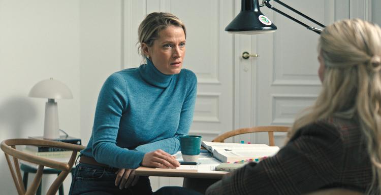 Marie Sandø Jondal er det oplivende moment i en ellers ret kedelig krimiserie. Foto: Reinvent