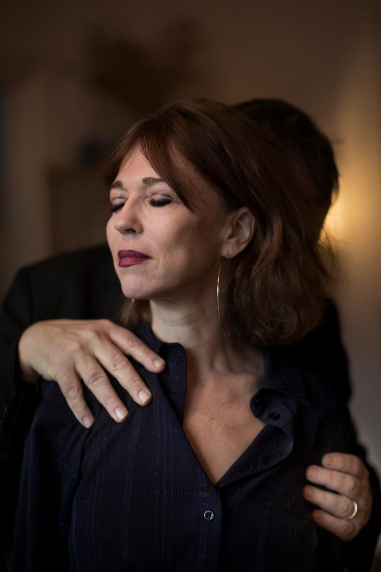 Hvis pianist Katrine Gislinge er divaen i forholdet, er hendes mand, komponisten Bent Sørensen, den, der bærer hende på blide, opmærksomme hænder.  Arkivfoto:  Mads Nissen