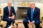 USA's præsident, Donald Trump, har vredt afvist en anmodning om et telefonmøde med den norske statsminister, Jonas Gahr Støre. Da de mødtes i oktober, var stemningen noget bedre.  Foto: Saul Loeb/Ritzau Scanpix