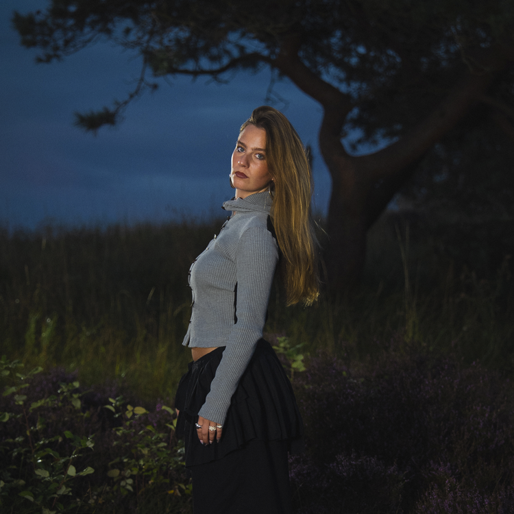 19-årige Mille Liendgaard er oprindelig fra Aarhus, men som 15-årig flyttede hun til København for at forfølge drømmen om musik.  Foto: Pr-foto