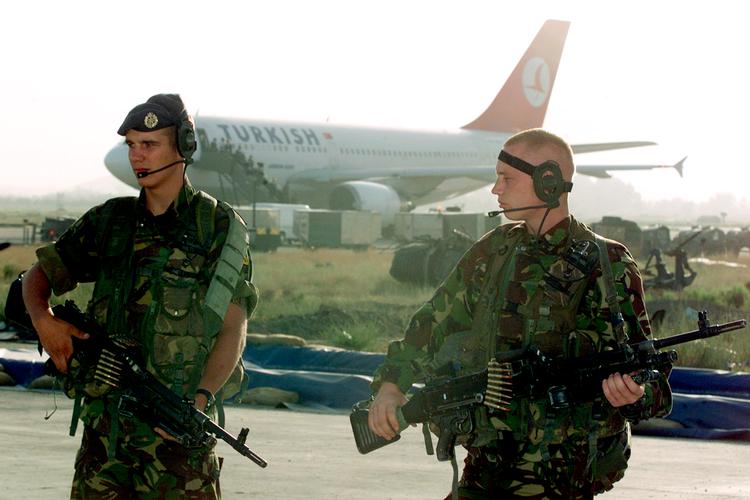 Storbritannien mistede 457 soldater i Afghanistan. Derfor har Donald Trumps påstand om, at Nato-allieredes soldater »blev lidt tilbage, lidt væk fra frontlinjen« skabt stor vrede. Foto: Beawiharta/Ritzau Scanpix