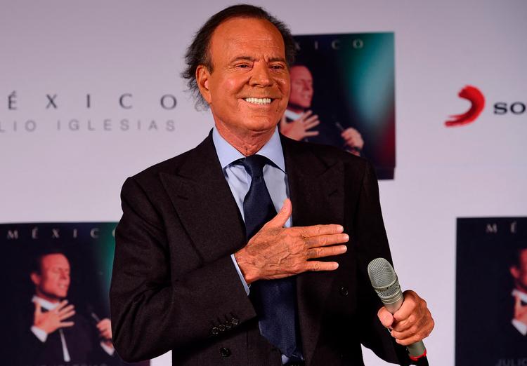 Spanske anklagere har droppet en sag, hvor sangeren Julio Iglesias stod beskyldt for overgreb mod to kvinder.  Foto: Ronaldo Schemidt/Ritzau Scanpix
