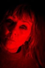 Anmelderen glæder sig til en forestilling om forestillingen om Line Knutzons andre forestillinger. Foto: Mads Nissen/POLITIKEN