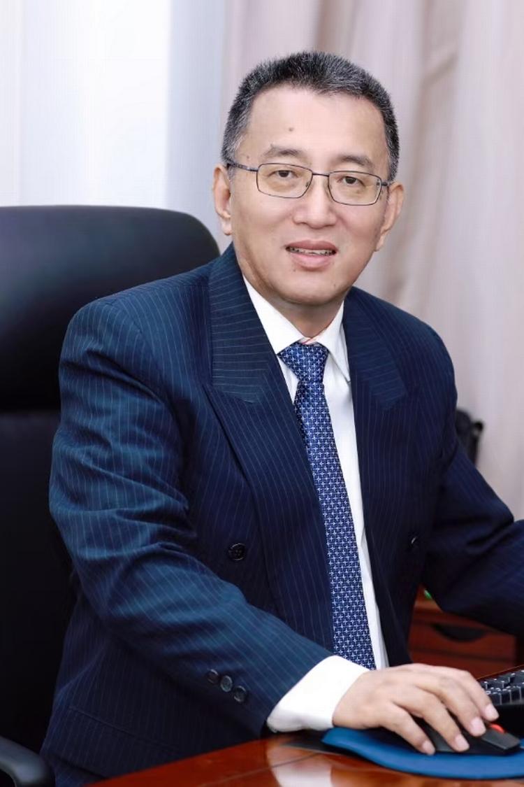 After 30 years teaching at Aalborg University, Xing Li has left Denmark, saying the country has grown paranoid about China. We’re closing our eyes to the new superpower, he says. Foto: Privatfoto