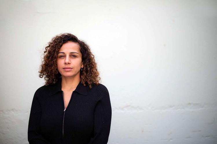 Narkoselæge og forperson for Mellemfolkeligt Samvirke Haifaa Awad er en markant stemme om Syrien, krig og civilsamfund. 