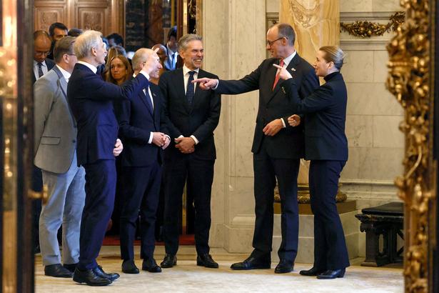 At the North Sea summit in Hamburg, Friedrich Merz, Belgium's Prime Minister Bart De Wever, Norway's Prime Minister Jonas Gahr Støre, and Mette Frederiksen also discussed the Greenland crisis. Foto: Morris Macmatzen / Pool/Ritzau Scanpix