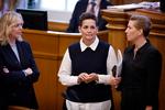 I sin nytårstale lagde statsminister Mette Frederiksen (S) op til at stramme reglerne for udvisning af kriminelle udlændinge. Kort efter overbød den konservative formand, Mona Juul. Her ses de i folketingssalen med SF-formand Pia Olsen Dyhr. Foto: Jens Dresling