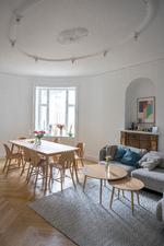 Virksomheden LifeX udlejer hundredvis af lejligheder til op mod 13.000 kroner månedligt for et værelse.  John, 53 år, bor i en lejlighed fra LifeX, på Vodroffsvej på Frederiksberg.  Foto: Nicolai West