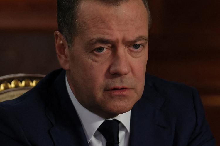 Dmitrij Medvedev, næstformanden for det russiske sikkerhedsråd, sendte i det årlige interview med det russiske nyhedsbureau Tass en bredside mod Europa og Ukraine. Foto: Dmitry Medvedev's Secretariat/Ritzau Scanpix