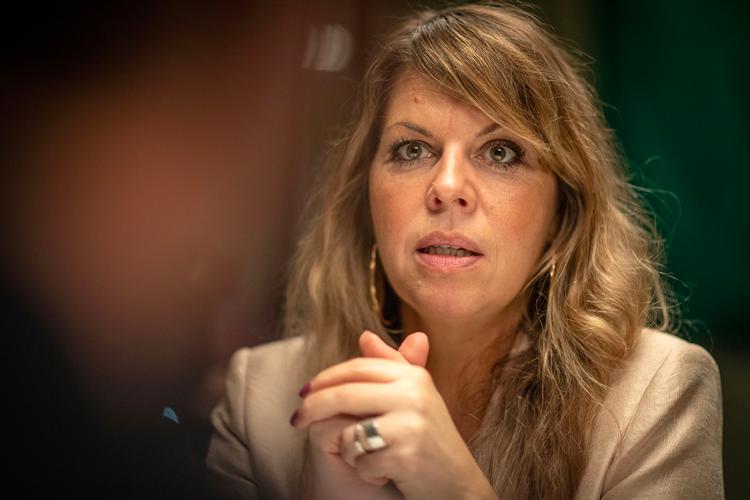 Alternativets Franciska Rosenkilde blev grillet om sit forhold til mad og Israel. Værsgo og spis. Foto: Theis Mortensen