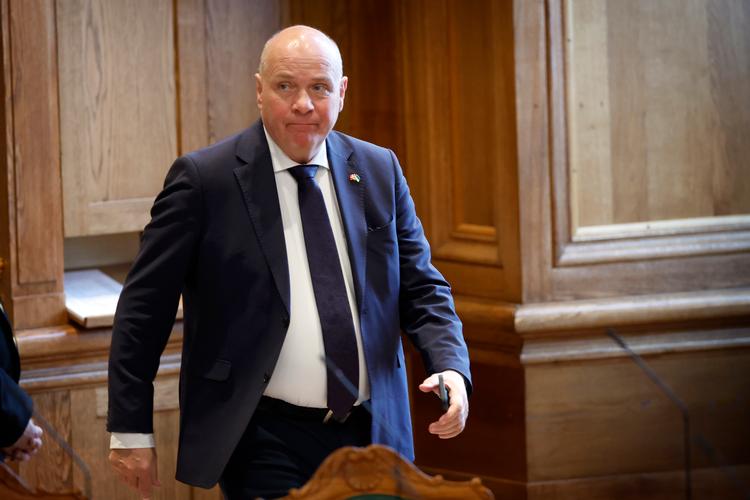 Flere politikere, professorer og foreningen Danske Veteraner har kritiseret, at forskerne bag en udredning om Danmarks civile og militære indsats i Afghanistan møder modstand, når de vil granske de politiske beslutninger under den blodige krig. Søren Gade har afvist at stille op til interview med forskerne. Foto: Jens Dresling