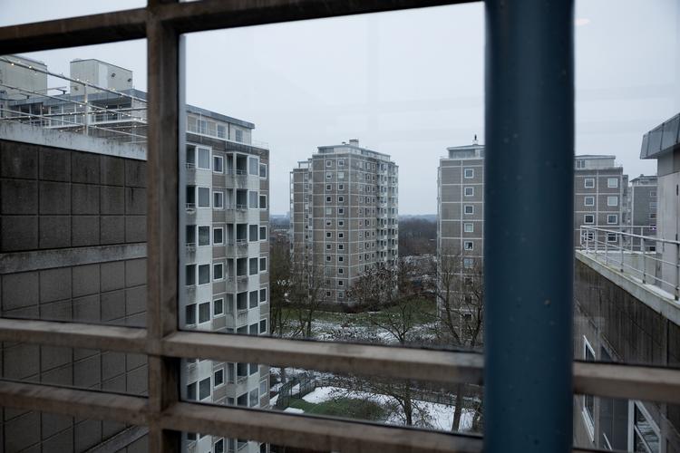  Højhusene er ​de første i Danmark og var inspireret af den schweizisk-franske arkitekt og byplanlægger Le Corbusier (1887-1965) og hans koncept om store boligblokke i grønne omgivelser med lejligheder til almindelige mennesker.​ Foto: Thomas Borberg