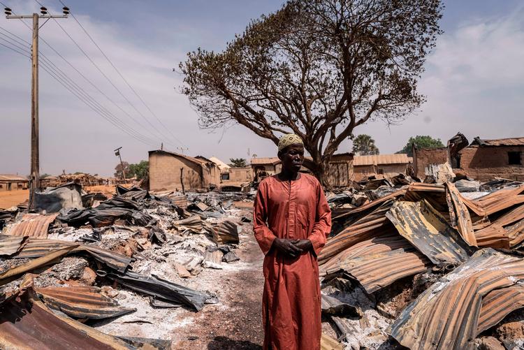 Landsbyen Woro i det vestlige Nigeria blev tirsdag raseret af ekstremister forbundet med Islamisk Stat. Ifølge Røde Kors døde 162 mennesker under angrebene på Woro og en anden landsby, Nuku. Foto: Light Oriye Tamunotonye/Ritzau Scanpix