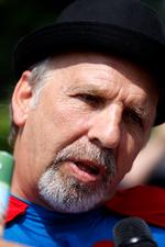 Jacob Haugaard har haft skæg før, men nu får det lov at vokse frit og vildt til hovedrollen som Lars i den kommende film af Alexander Payne. Foto: Jens Dresling