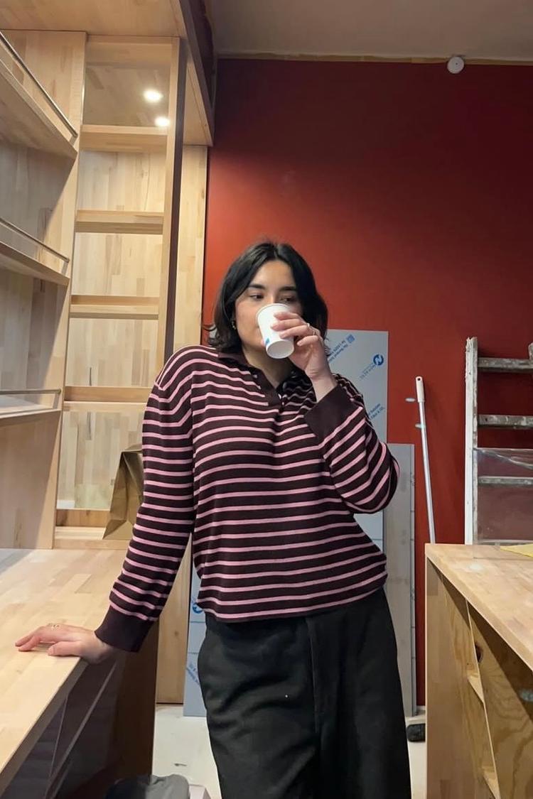 27-årige Aryan Jafris vækkeur ringer klokken 3, når hun skal op og bage brød og kager til morgensultne københavnere. Foto: Privatfoto