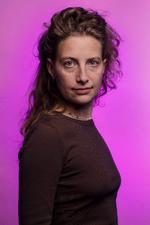 Martha Flyvholm Tode har skrevet flere ungdomsbøger. 'Den eneste' er dog ikke en ungdomsroman.  Foto: Sara Galbiati