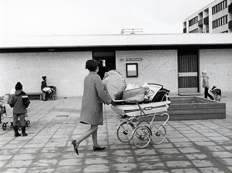 Julie Rønnow tog tusindvis af billeder af København fra 1960'erne og frem til 2004. Her er det Urbanplanen fotograferet i 1971. Foto: Julie Rønnow