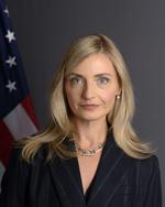 USA’s viceminister for offentligt diplomati, Sarah B. Rogers, er i disse dage på rundrejse i Europa, hvor hun blandt andet deltager i den årlige sikkerhedskonference i München. På det amerikanske udenrigsministeriums hjemmeside bliver hun præsenteret som en »ytringsfrihedsaktivist«. Foto: U.S. Department of State