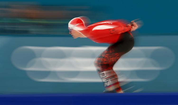 VIktor Hald Thorup gav op undervejs i  10.000 meter-løb ved vinter-OL.. Det er endnu uvist, om han har pådraget sig en skade.

 Foto: Piroschka Van De Wouw/Ritzau Scanpix