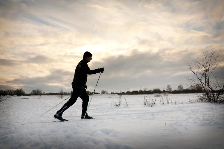 Drømmer du også om at stå på langrendsski? Så husk, at bindinger og støvler som udgangspunkt aldrig passer sammen. Sært nok.  Foto: Jens Dresling