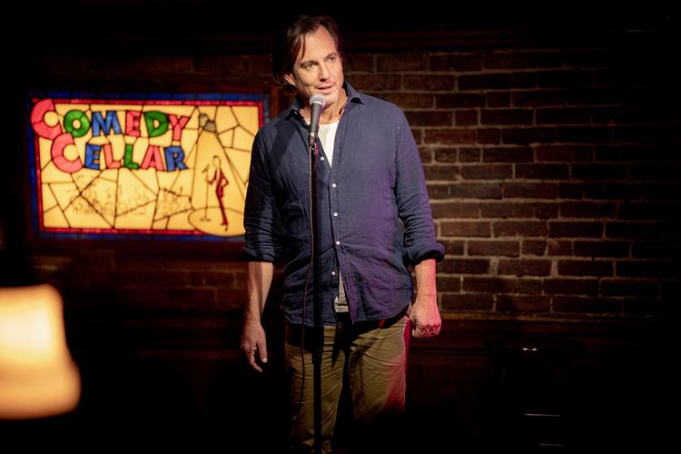 Will Arnett kommer ved et tilfælde til at stå på en scene i en comedy club i New York, hvor han lufter sit ægteskabs beskidte undertøj. Han fik ideen til Bradley Coopers tredje spillefilm som instruktør.  Foto: Jason Mcdonald/Searchlight Pictures