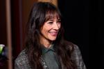 Sidste år spillede Rashida Jones med i den nyeste sæson af Netflix-serien 'Black Mirror'. For ti år siden skrev den alsidige film- og tv-personlighed manuskript til serien.  Foto: Paul Archuleta/shutterstock/Ritzau Scanpix