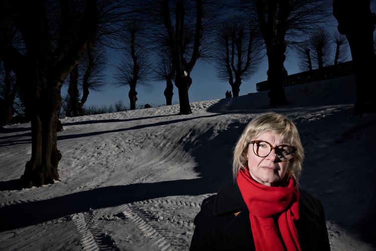 Efter journalist Sisse Sejr-Nørgaard sidste år først blev sigtet og siden idømt en ubetinget fængselsstraf i en sag om identitetsmisbrug og stalking, har hun ikke haft arbejde i medierne. Nu er hun tilbage med ny podcast.     Foto: Martin Lehmann