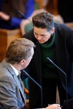 Dansk Folkepartis formand Morten Messerschmidt og SF's formand Pia Olsen Dyhr er enige om, at pensionsalderen ikke skal forhøjes yderligere. Men der er ikke basis for en pagt mellem de to. Arkivfoto: Jens Dresling