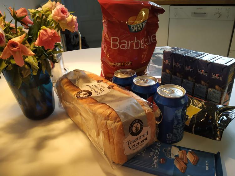 Det var supermarkedets billigste fødevarer, der blev indkøbt og indtaget, når indiske Namrata Hegde ikke knoklede på en af Københavns dyreste restauranter.  Privatfoto. 