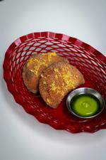 Restaurantens variant af den portugisiske snack rissol var ret mundvandsfremkaldende.  Foto: Mads Nissen