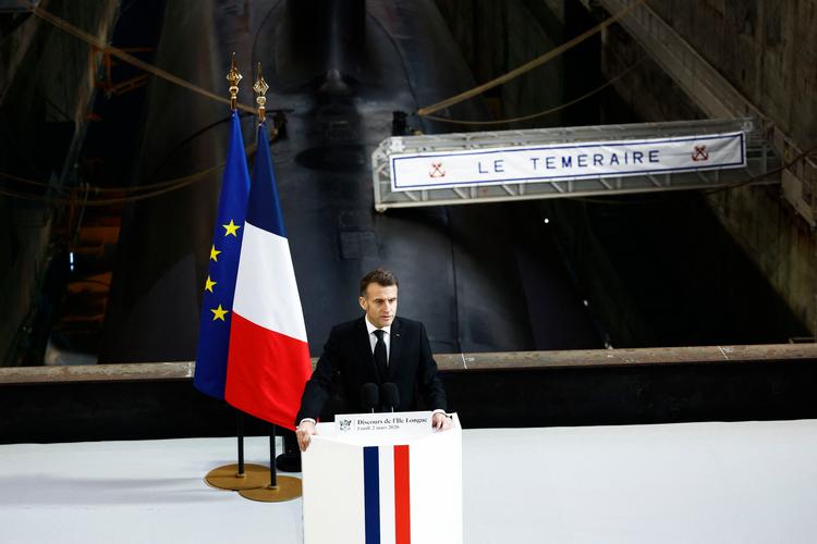 Frankrigs præsident Emmanuel Macron har varslet ny europæisk atomparaply. Foto: Yoan Valat/Ritzau Scanpix