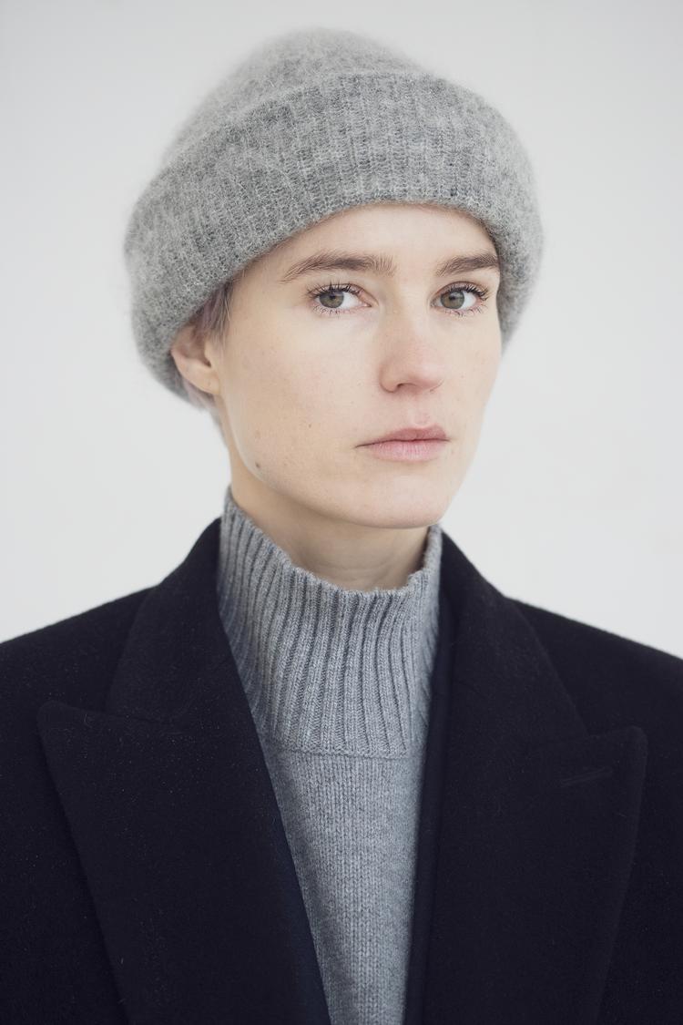 Der er myldretid i Amanda Collins arbejdsindbakke for tiden. Senere på året kan hun for eksempel opleves i to nye biograffilm, Mikkel Serups komedie 'Svindler' og dramaet 'Lucky' af Nitesh Anjaan. Foto: Peter Hove Olesen