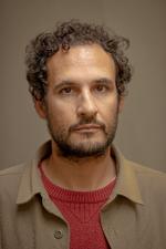 Ali Abbasis forældre kom ud af Iran i januar og lever nu i Canada. »Men jeg har flere medlemmer af familien i Iran stadig, som vi ikke kan komme i kontakt med«. Foto: Miriam Dalsgaard