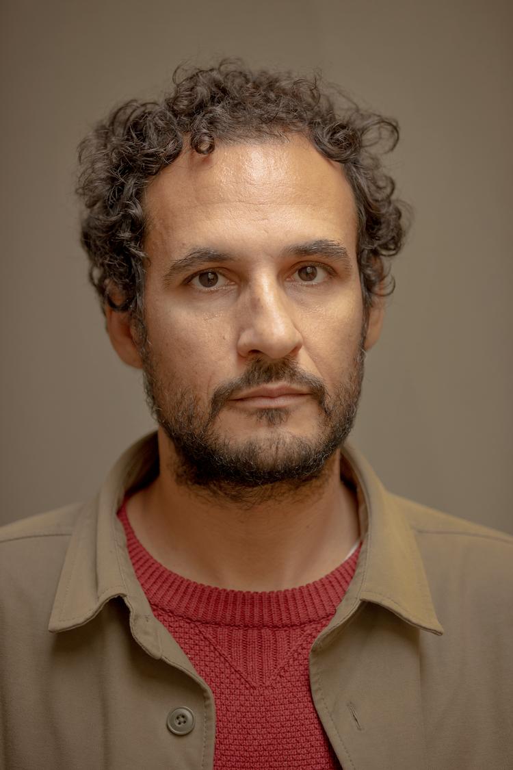 Ali Abbasis forældre kom ud af Iran i januar og lever nu i Canada. »Men jeg har flere medlemmer af familien i Iran stadig, som vi ikke kan komme i kontakt med«. Foto: Miriam Dalsgaard