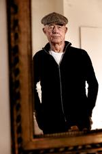 Det er præcis 50 år siden, Anders Refn debuterede som instruktør med filmen 'Strømer'. De senere år har han arbejdet med sit store projekt om besættelsen, 'De forbandede år'.  Foto: Jacob Ehrbahn