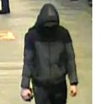 Skærmbillede:  Billede fra overvågningskamera offentliggjort af norsk politi
