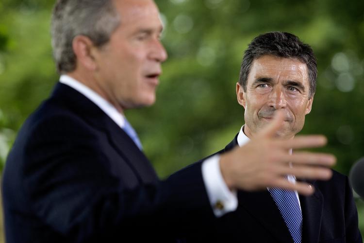 Anders Fogh Rasmussen sørgede som statsminister for, at Danmark støttede op om USA's angreb på Irak, selv om ledende folk i Udenrigsministeriet i Danmark ikke mente, at USA havde bevist eksistensen af masseødelæggelsesvåben. Foto: Peter Hove Olesen