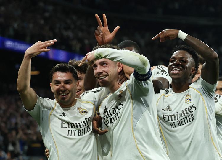 Real Madrids Federico Valverde fejrer sit og Real Madrids tredje mål. Foto: Violeta Santos Moura/Ritzau Scanpix