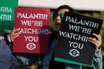 Palantir er i hjemlandet USA mest i vælten for sin rolle i opsporing af immigranter, som regeringen vil have deporteret. Hovedforretningen er overvågningssystemer til politi, efterretningstjenester og forsvaret.  Foto: Joe Raedle/Ritzau Scanpix