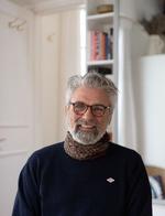 Balder Olrik deler tiden mellem København og Paris, hvor han især finder ro på kirkegården Père-Lachaise.  Foto: Pr-foto