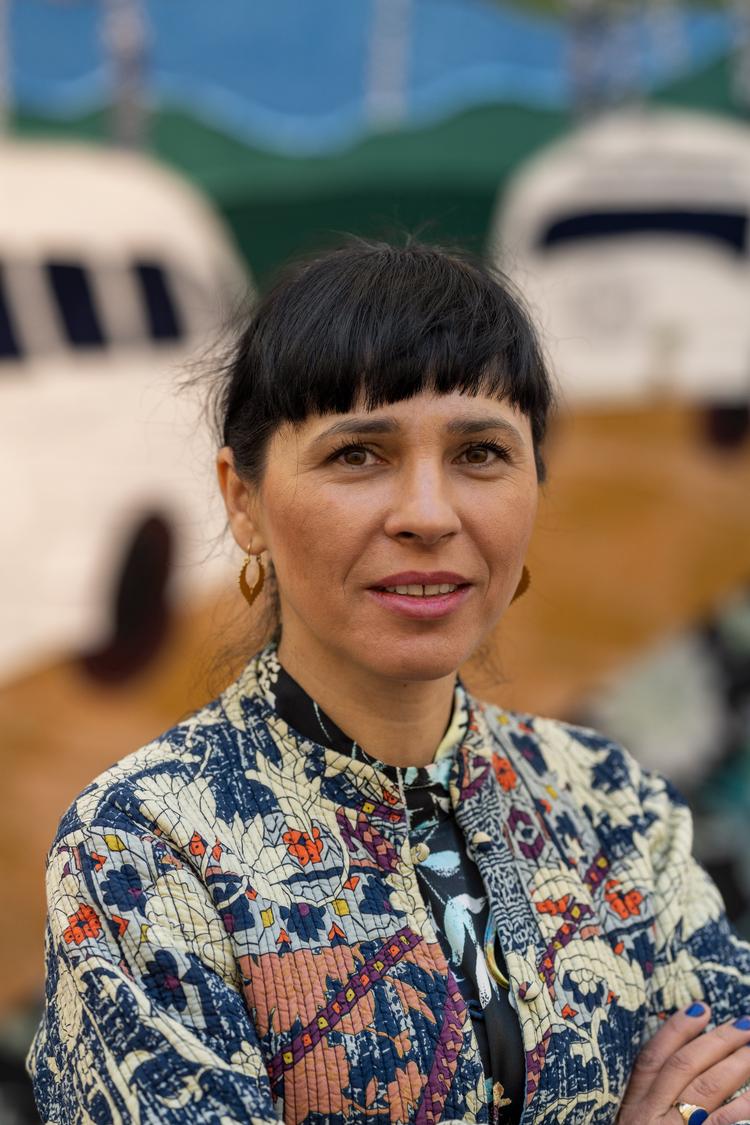 Da Małgorzata Mirga-Tas  repræsenterede Polen på Venedig Biennalen i 2022, var hun den første kunstner med roma-baggrund nogensinde til at udstille på Venedig Biennalen. Foto: Hendrik Zeitler