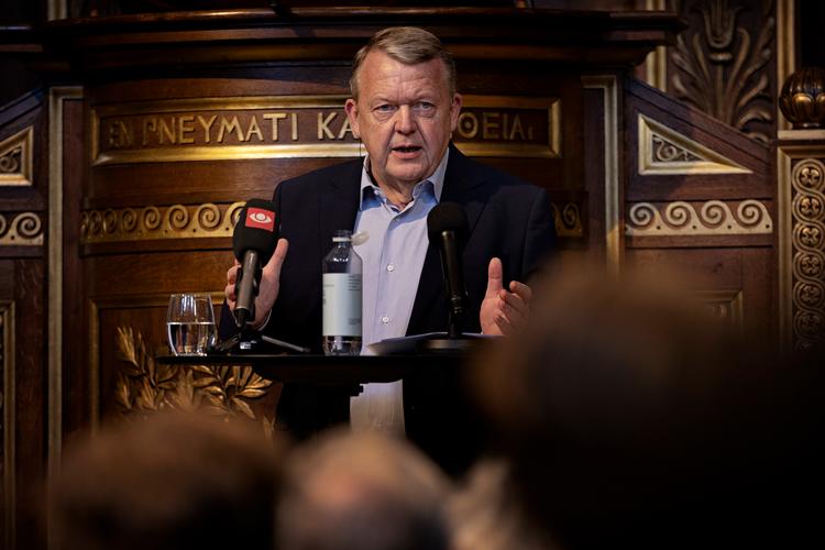 På Københavns Universitet holdt Lars Løkke med egne ord en af valgkampens hovedtaler. Han vil ikke sige, om han foretrækker Mette Frederiksen eller Troels Lund Poulsen som statsminister: »Det er et halvdårligt valg«. Foto: Martin Lehmann