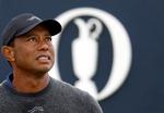 Tiger Woods kigger bekymret efter bolden i The Open i 2024. Den amerikanske golfstjerne har ikke været i aktion på topplan siden denne turnering. Foto: Jason Cairnduff/Ritzau Scanpix