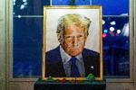 Portrættet af Donald Trump er her bygget af Lego. Den lille klods er blevet hovedtemaet i flere videoer, der er gået viralt på de sociale medier. Foto: Aaron Schwartz/Ritzau Scanpix