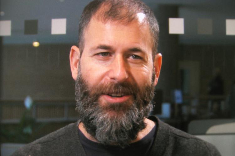 Kenneth Goldsmith (f. 1961) er en amerikansk poet og kritiker. Foto: Cornelia Sollfrank/Wikimedia Commons